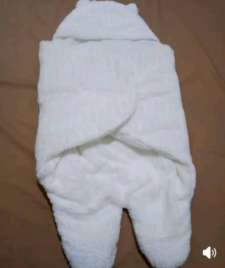 Lit Bébé portatif + Doudou Ours +Cadeau